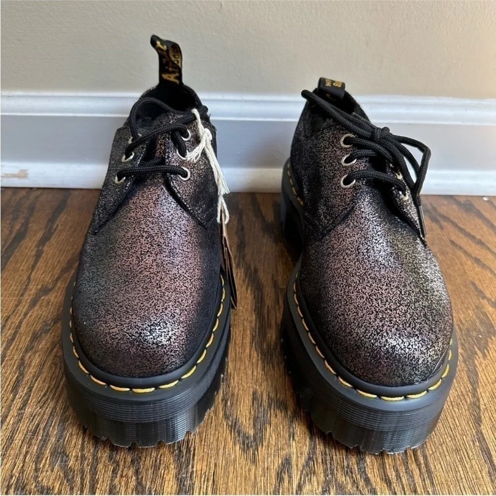 NWT Dr Martens 1461 Platform Shoes Faux Fur Lined Metallic Leather Shiny Women’s